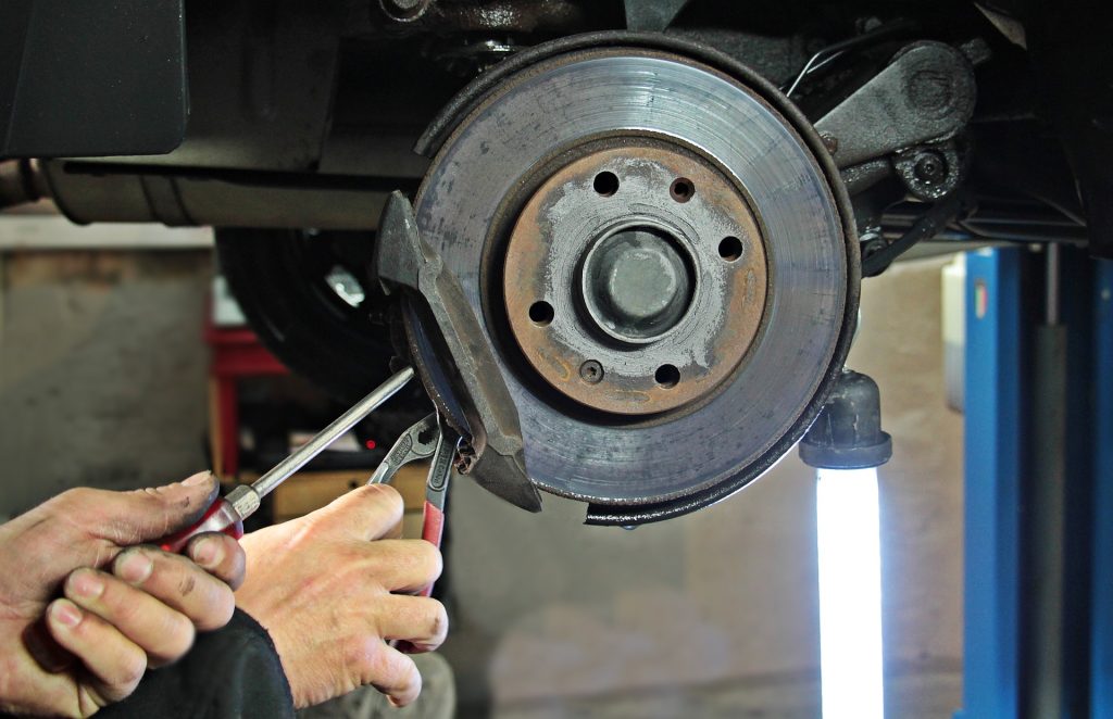 BRAKES & BRAKE REPAIR